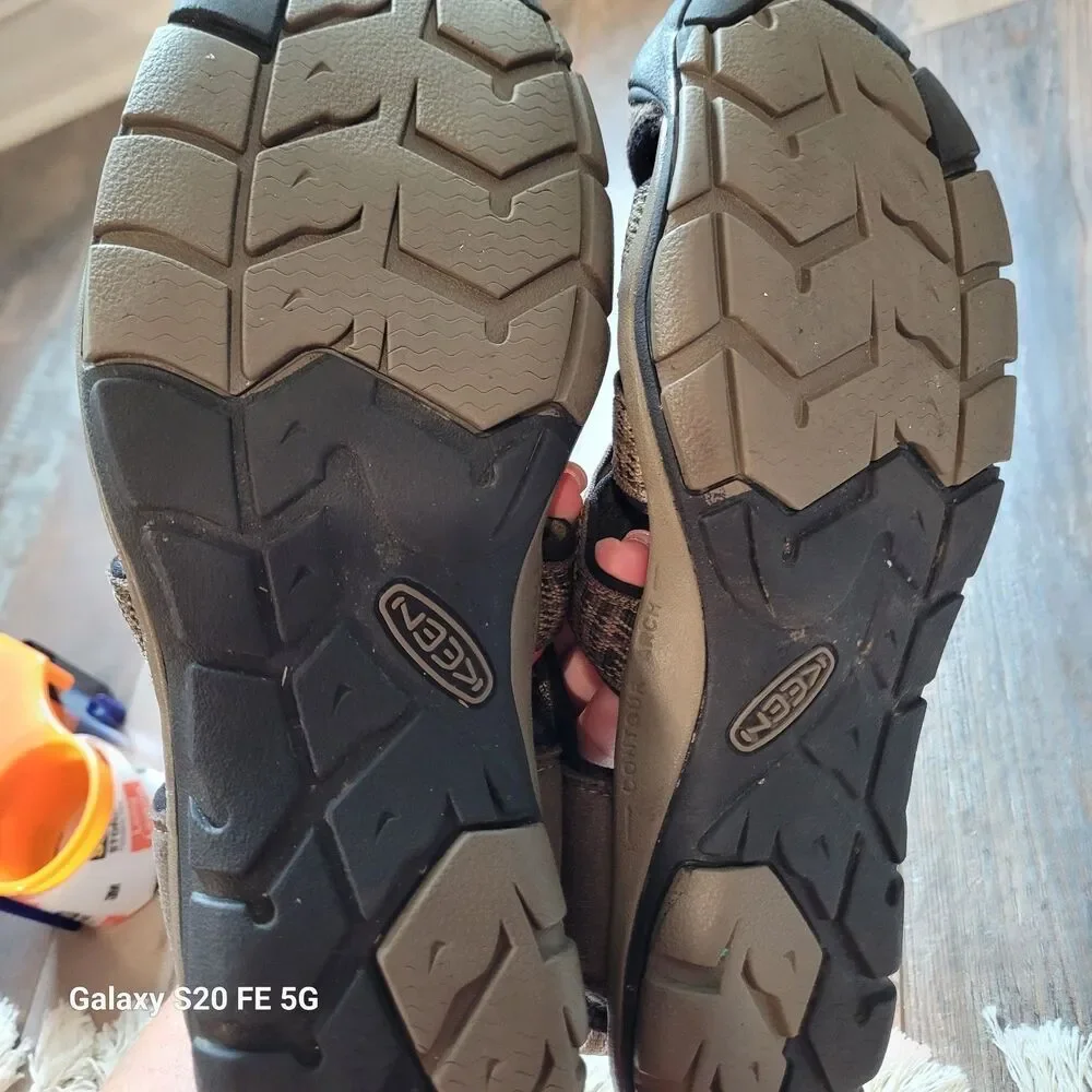 KEEN M7  Womens US 8.5 Hiking Sandals Waterproof Gray Brown Trail Sport READ SB9